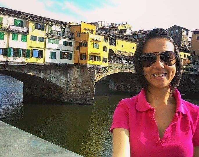 Viajando sozinha por aí
