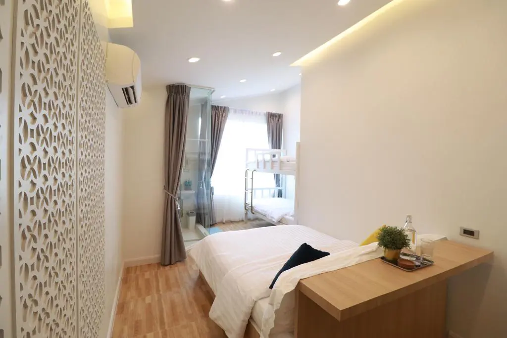 The LOL Elephant Hostel