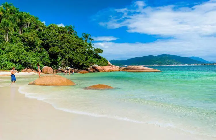Praia de Campeche | Melhores lugares para passar o carnaval no Brasil