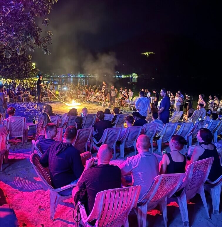 Show de pirotecnia em Koh Phi Phi
